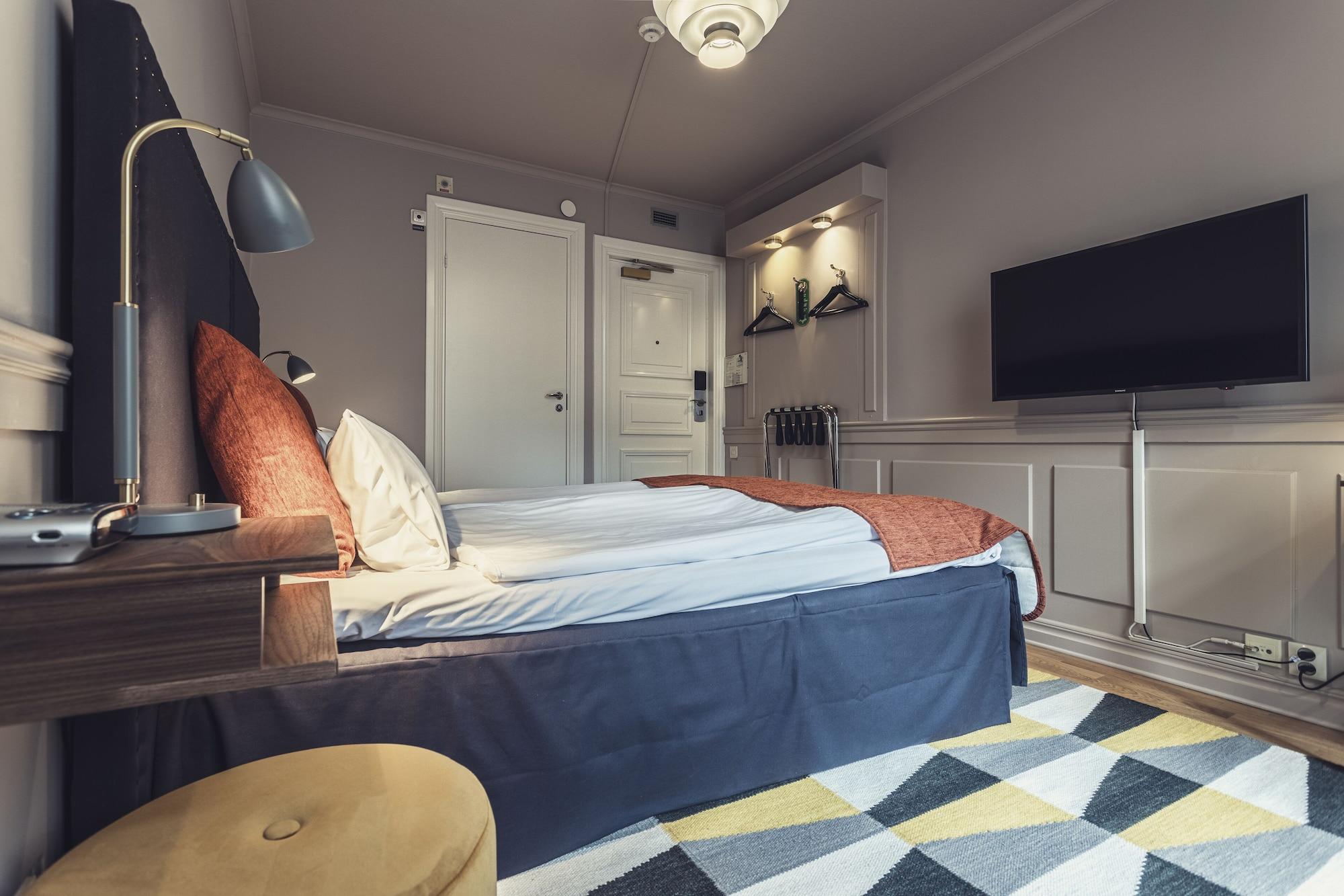 Poseidon Hotel 3*